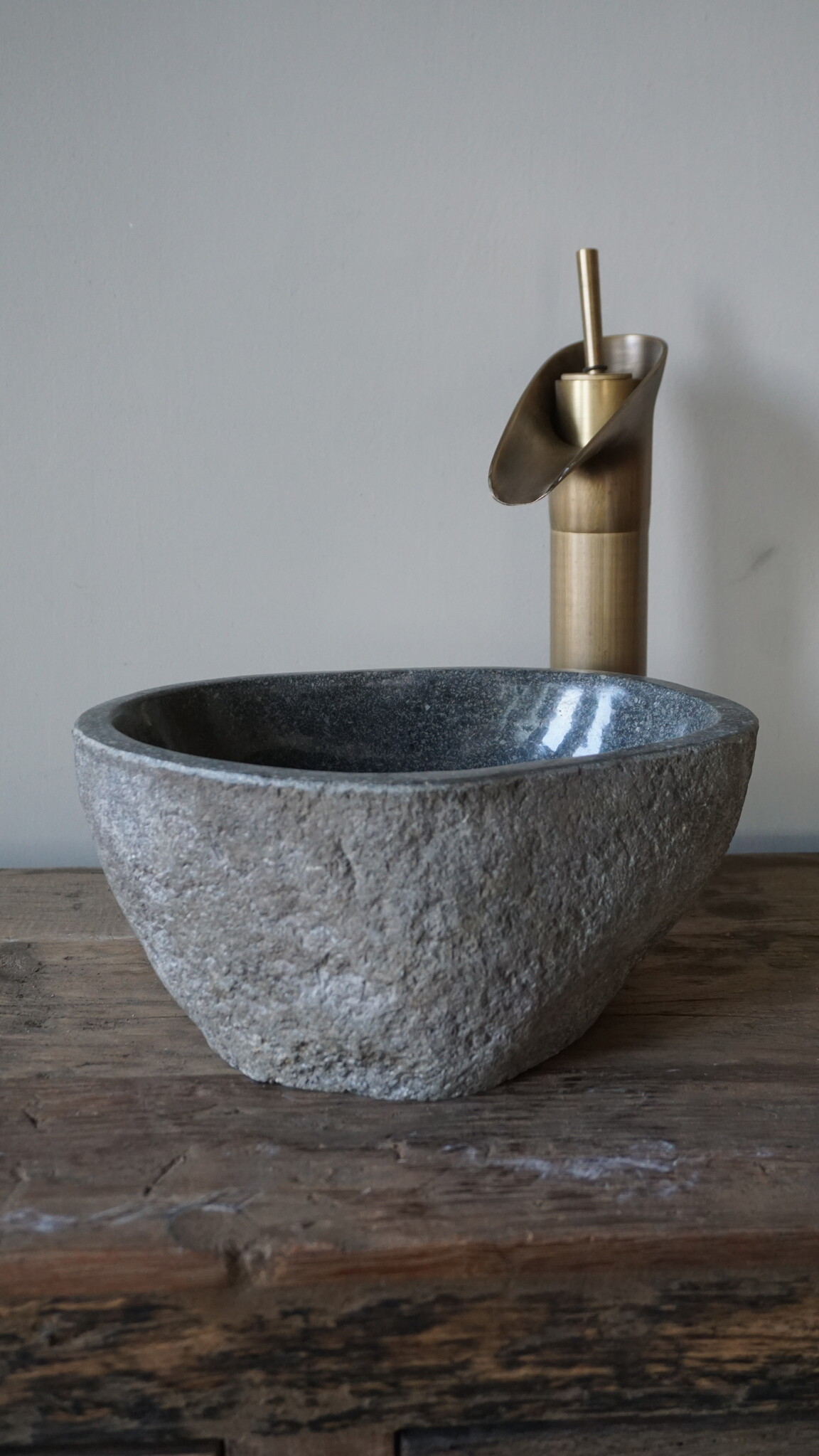 Rene Houtman Kleine Stenen Waskom Riviersteen B27 x D20 x H13 Cm