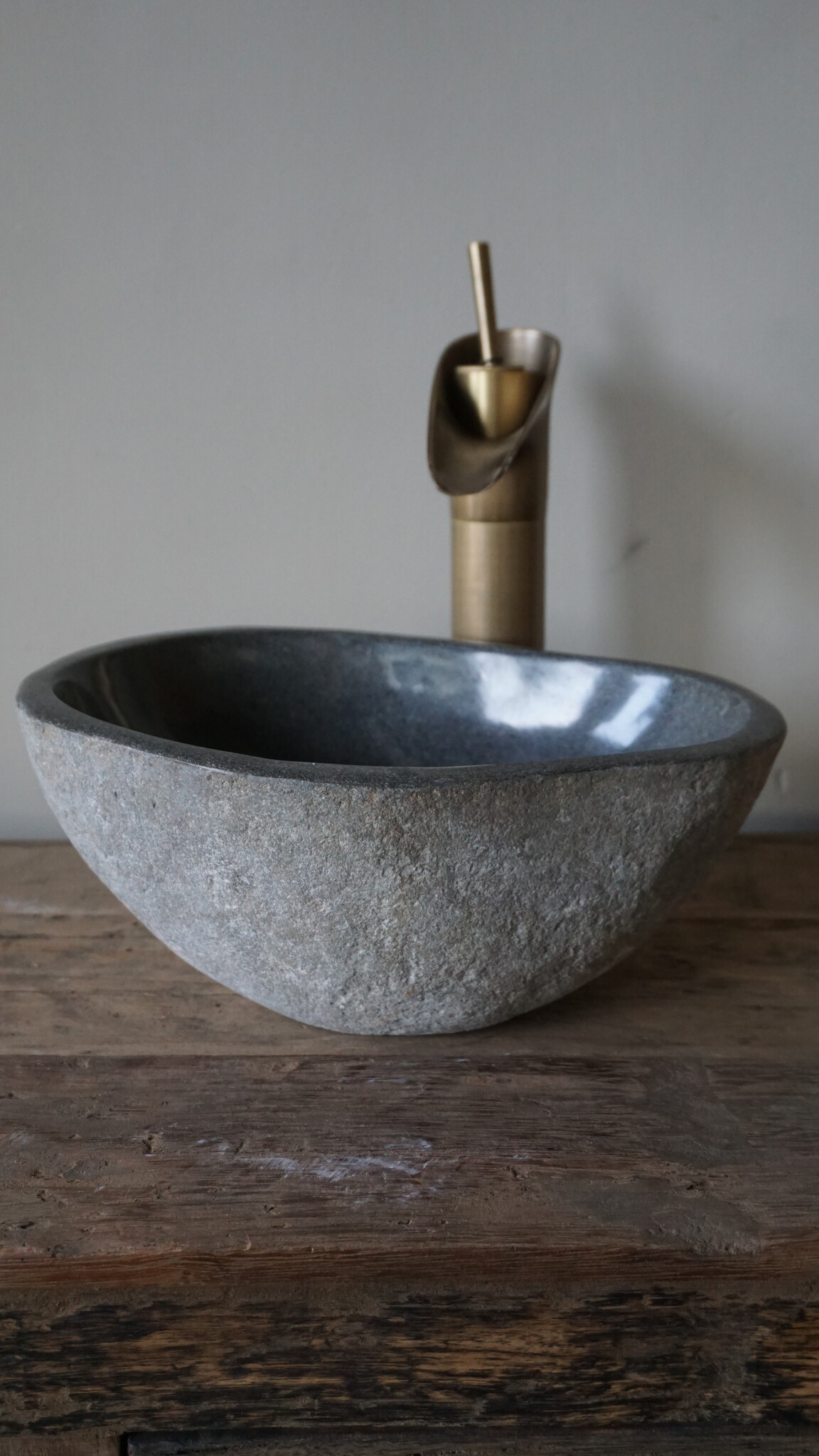 Rene Houtman Kleine Stenen Waskom Riviersteen B31 x D22 x H13 Cm