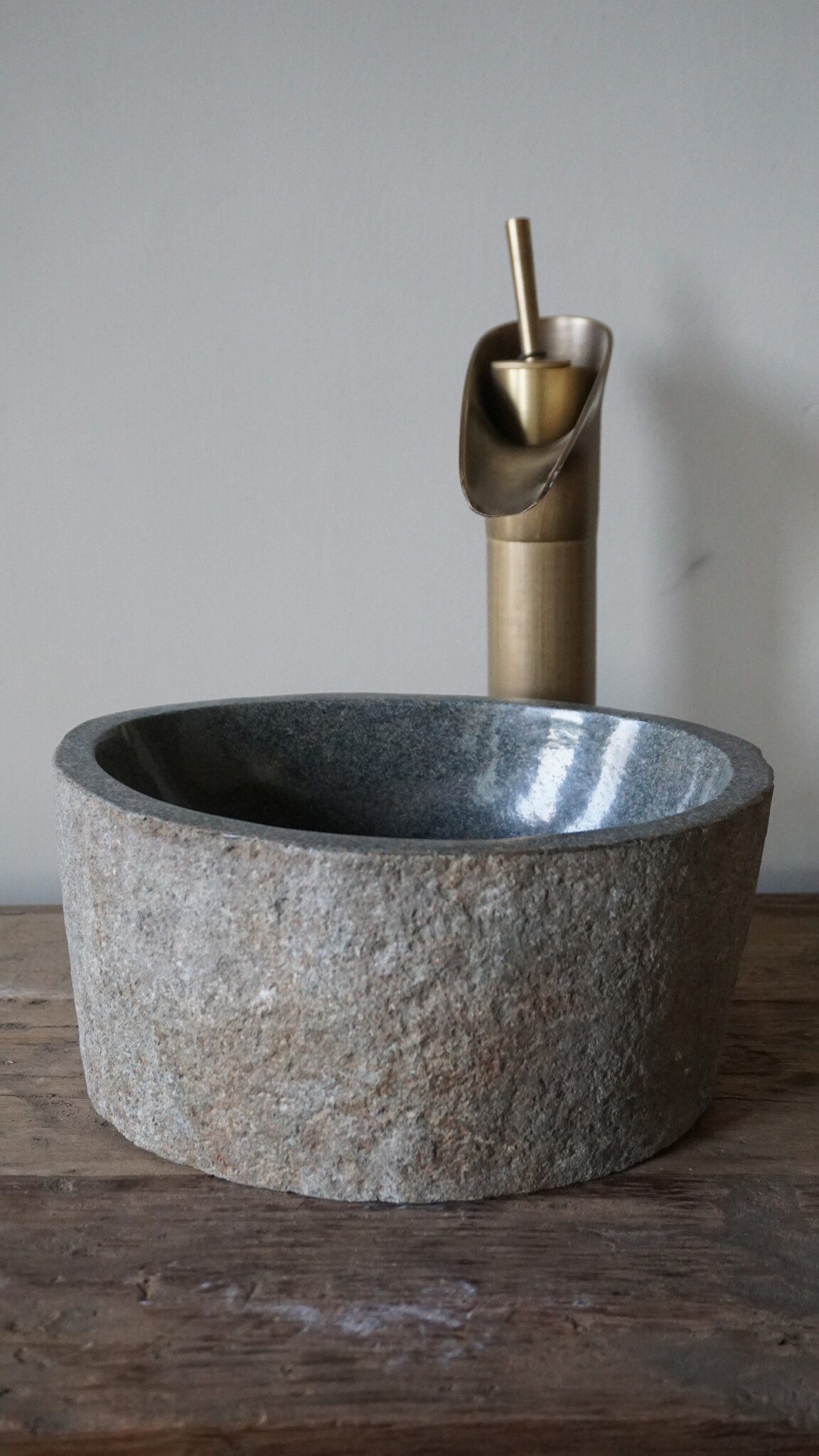 Rene Houtman Kleine Stenen Waskom Riviersteen B25 x D20 x H13 Cm