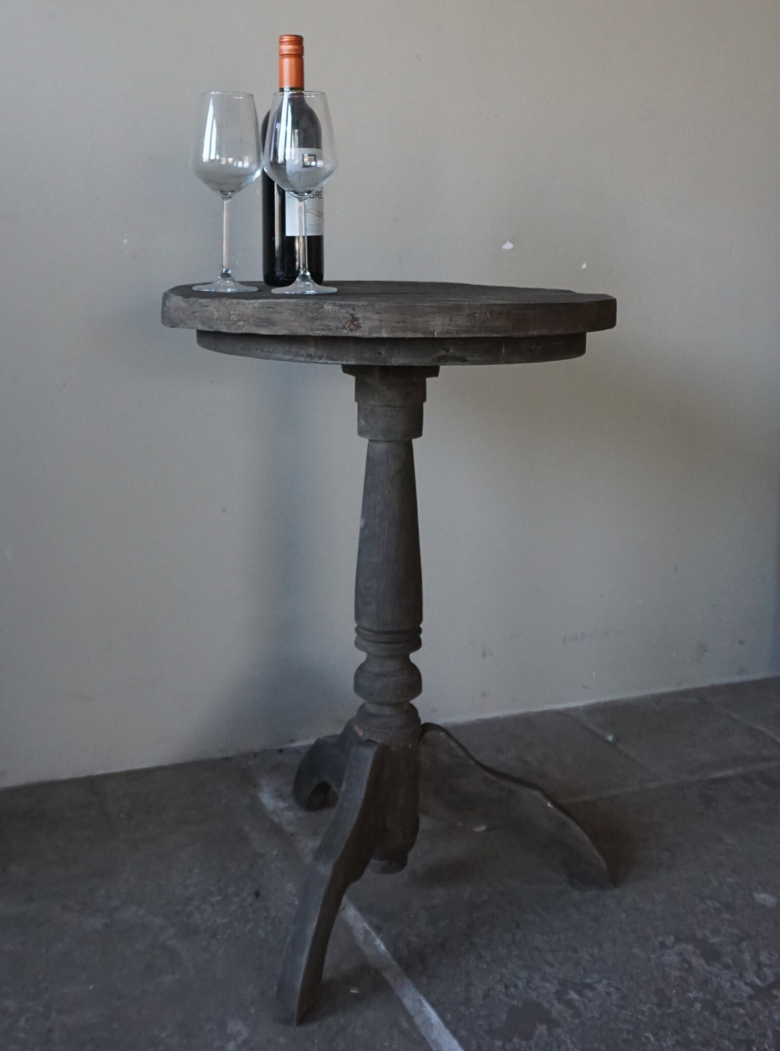 Rene Houtman Wijntafel | Teakhout | D50 x H75 cm | Nr 1