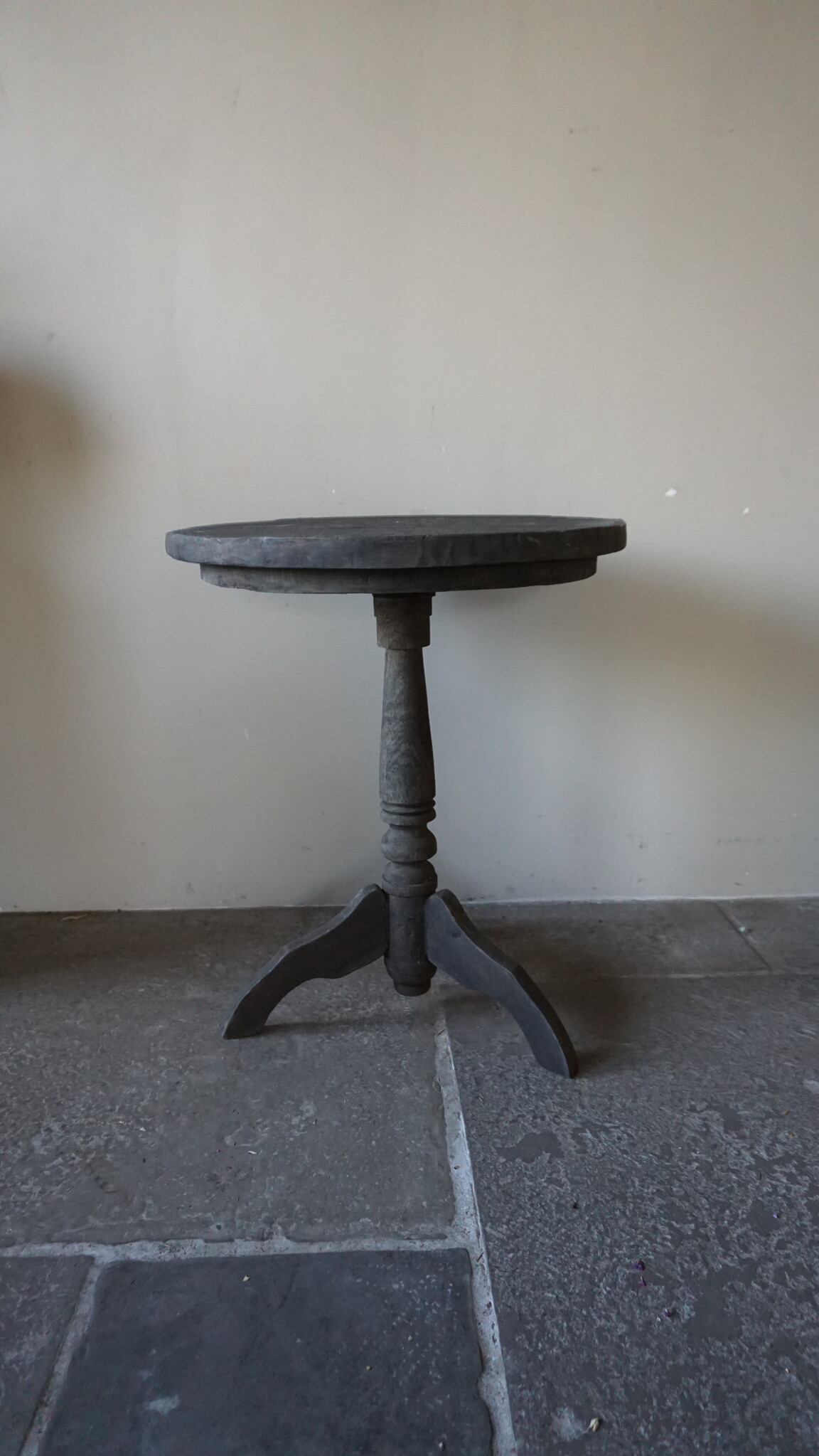 Rene Houtman Wijntafel | Teakhout | D60 x H75 cm | Nr 1