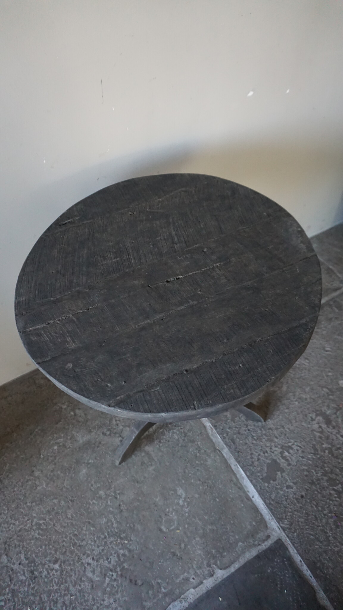 Rene Houtman Wijntafel | Teakhout | D60 x H75 cm | Nr 1
