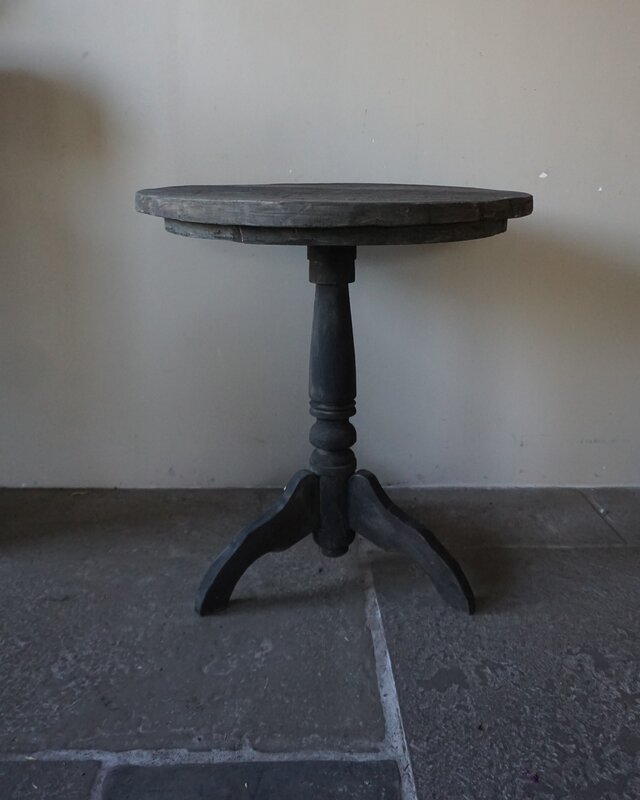 Rene Houtman Wijntafel | Teakhout | D70 x H75 cm | Nr 1