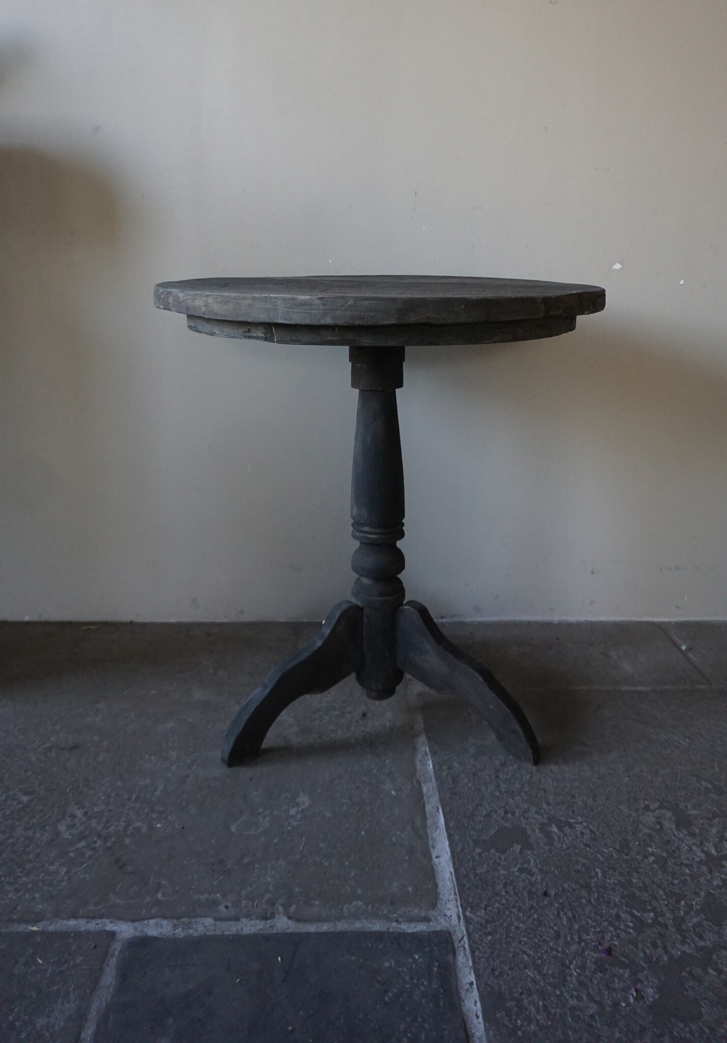 Rene Houtman Wijntafel | Teakhout | D70 x H75 cm | Nr 1