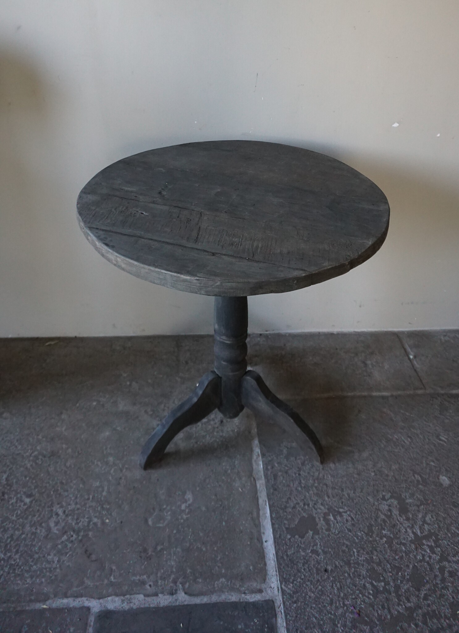 Rene Houtman Wijntafel | Teakhout | D70 x H75 cm | Nr 1