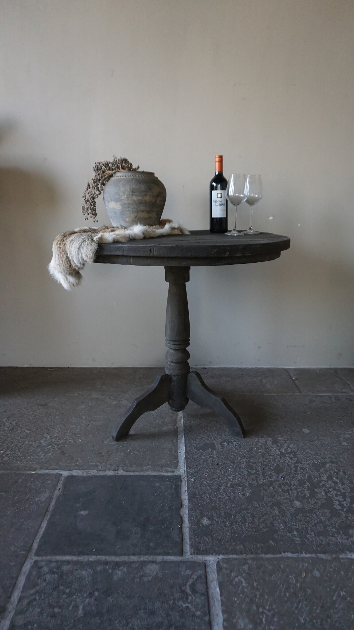 Rene Houtman Wijntafel | Teakhout | D80 x H75 cm | Nr 1