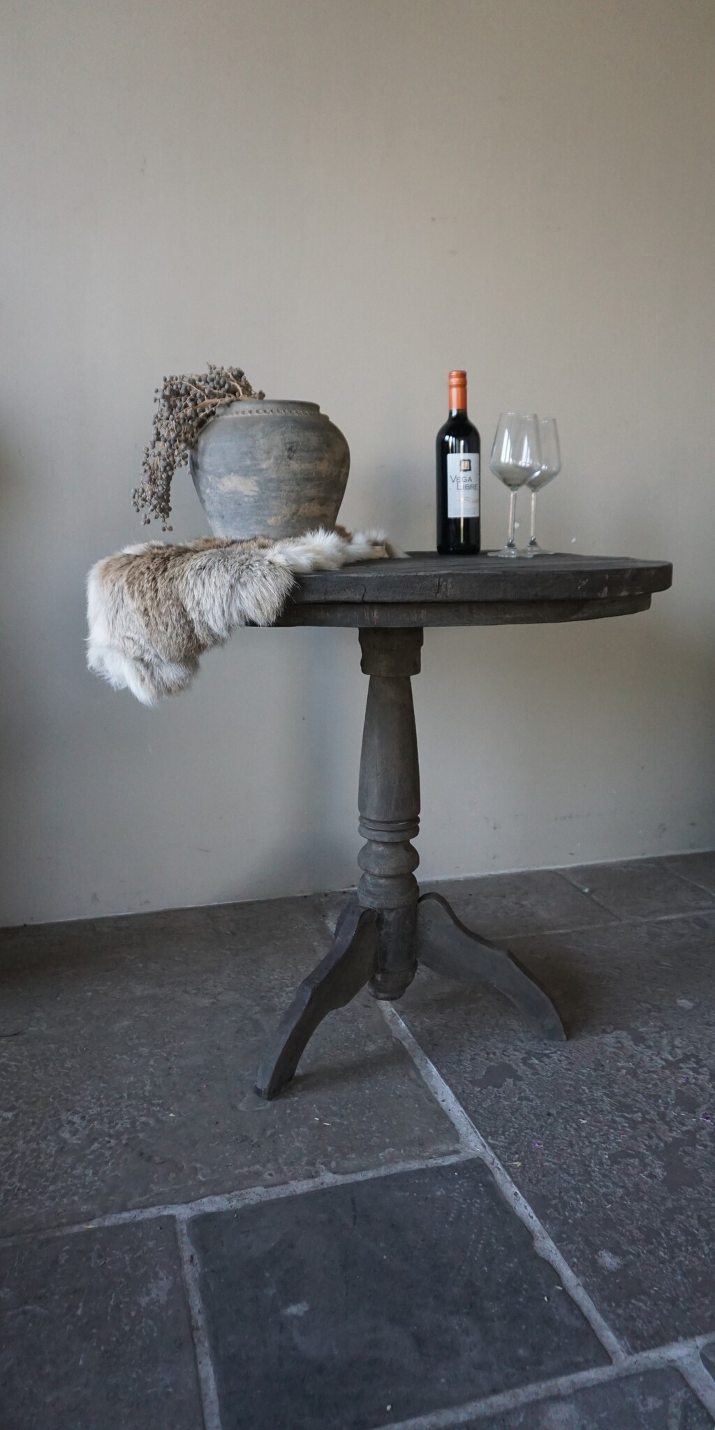 Rene Houtman Wijntafel | Teakhout | D80 x H75 cm | Nr 1