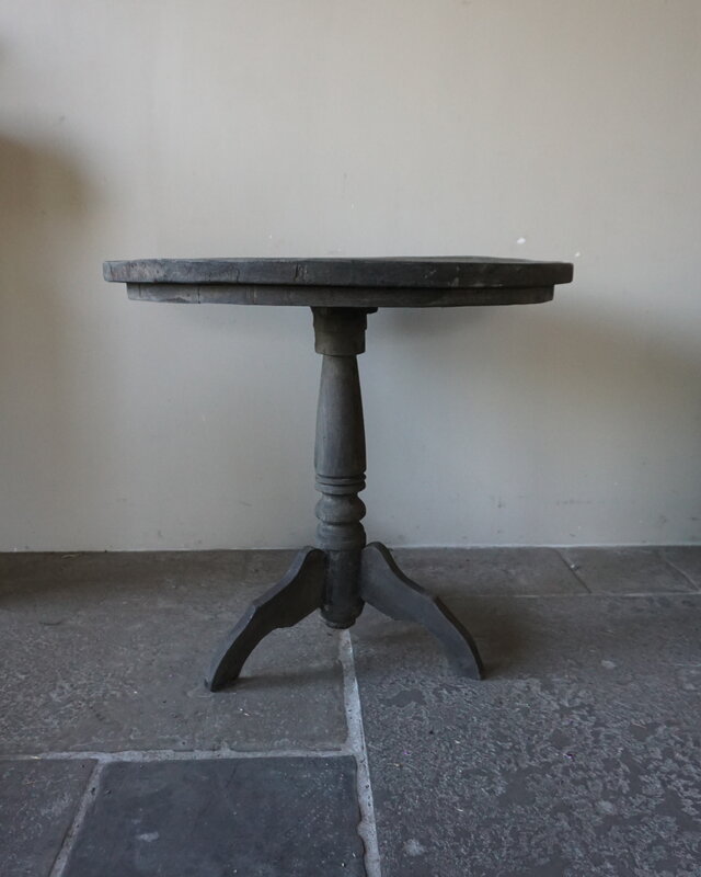 Rene Houtman Wijntafel | Teakhout | D80 x H75 cm | Nr 1