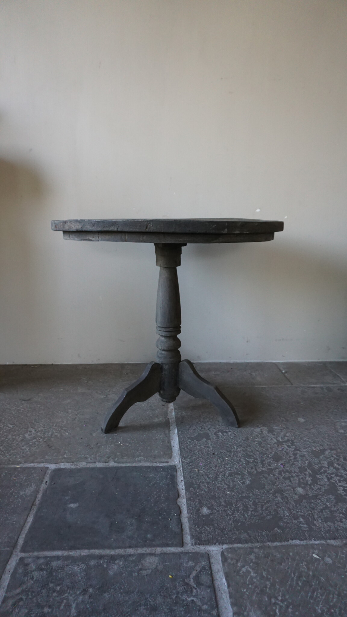 Rene Houtman Wijntafel | Teakhout | D80 x H75 cm | Nr 1
