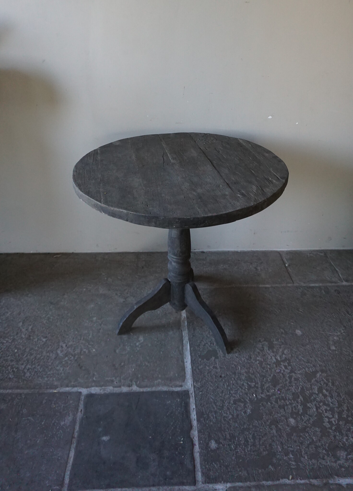 Rene Houtman Wijntafel | Teakhout | D80 x H75 cm | Nr 2