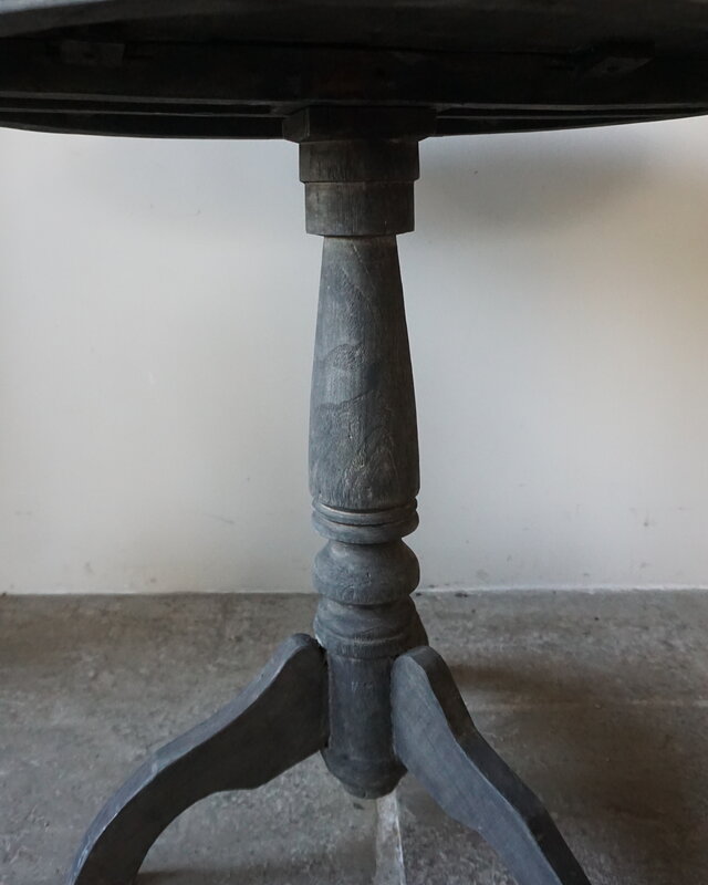 Rene Houtman Wijntafel | Teakhout | D80 x H75 cm | Nr 2