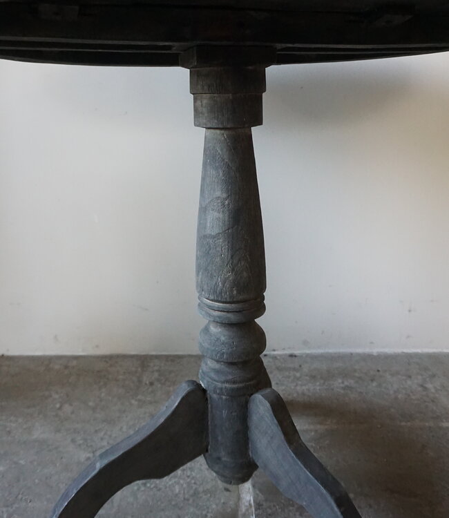 Rene Houtman Wijntafel | Teakhout | D80 x H75 cm | Nr 2