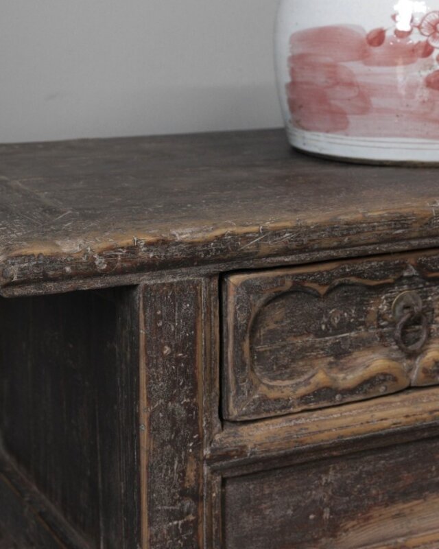 Be-Uniq Oud Laag Dressoir | China | H42 x B165 x D41 cm