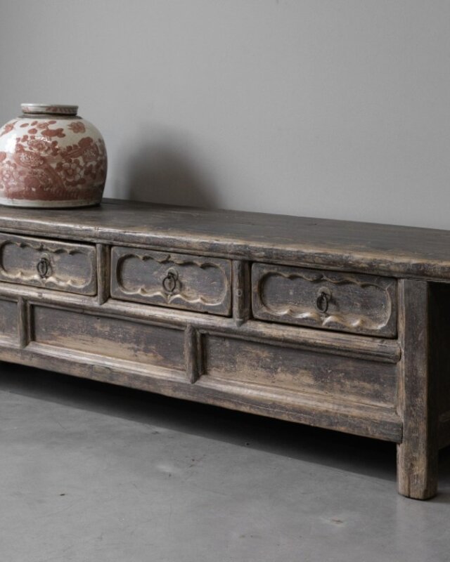 Be-Uniq Oud Laag Dressoir | China | H42 x B165 x D41 cm