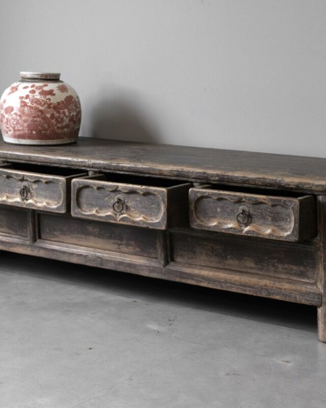 Be-Uniq Oud Laag Dressoir | China | H42 x B165 x D41 cm