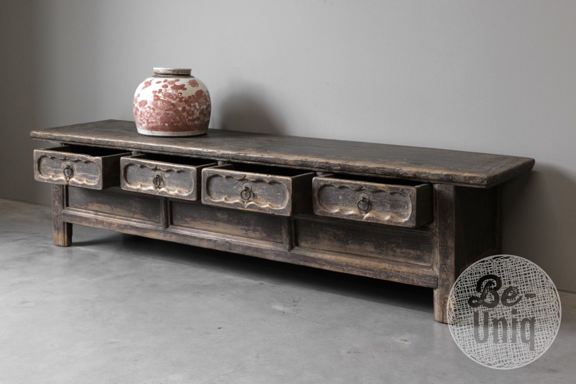 Be-Uniq Oud Laag Dressoir | China | H42 x B165 x D41 cm