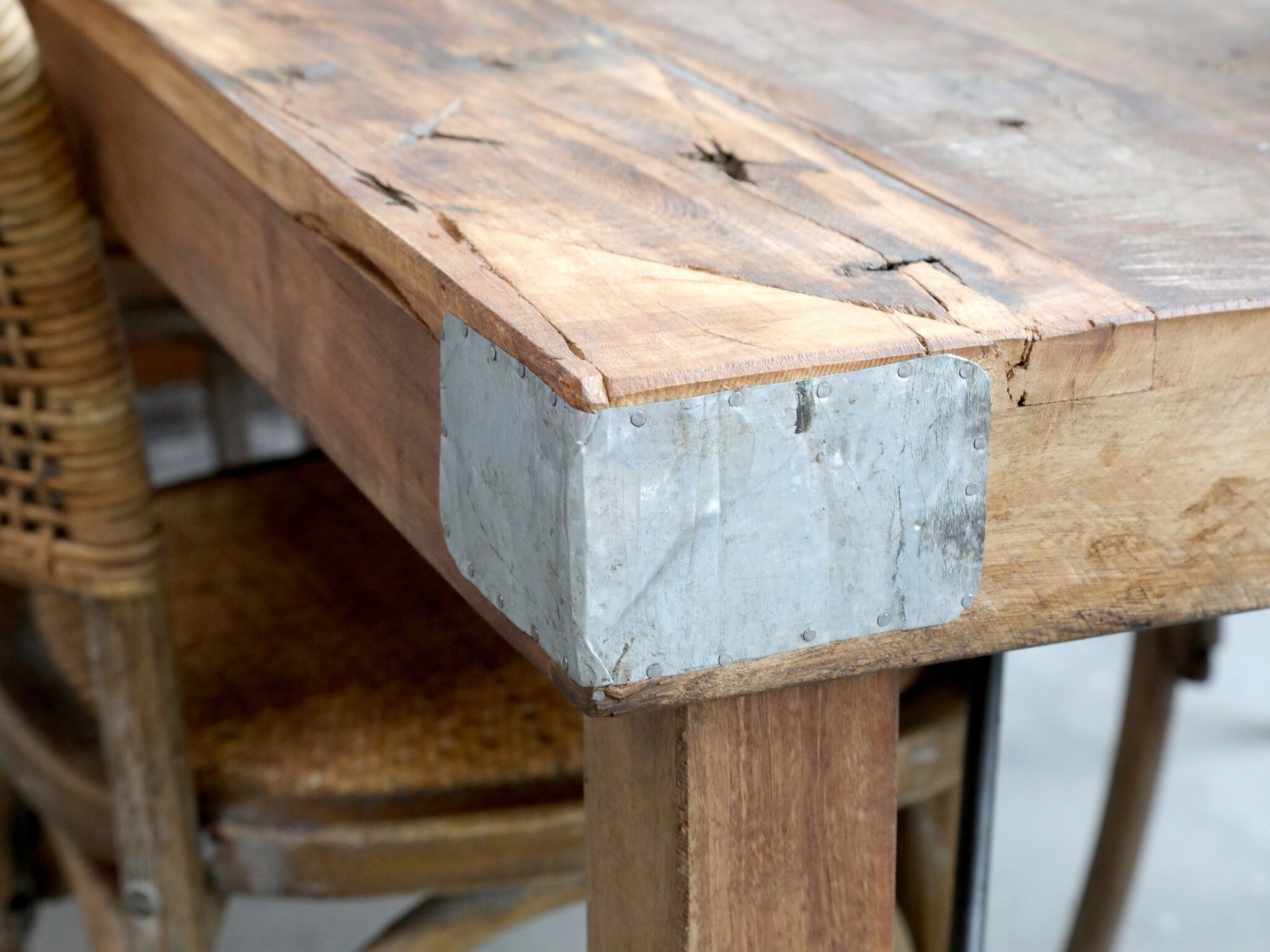 Rene Houtman Marktafel Oud Hout (elke uniek) - L200 x B100 x H78 Cm