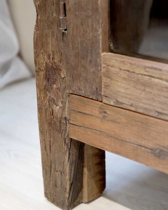 Rene Houtman Vitrinekast Woods Hout 2-Deurs Glas H140 x B80 x D48 Cm