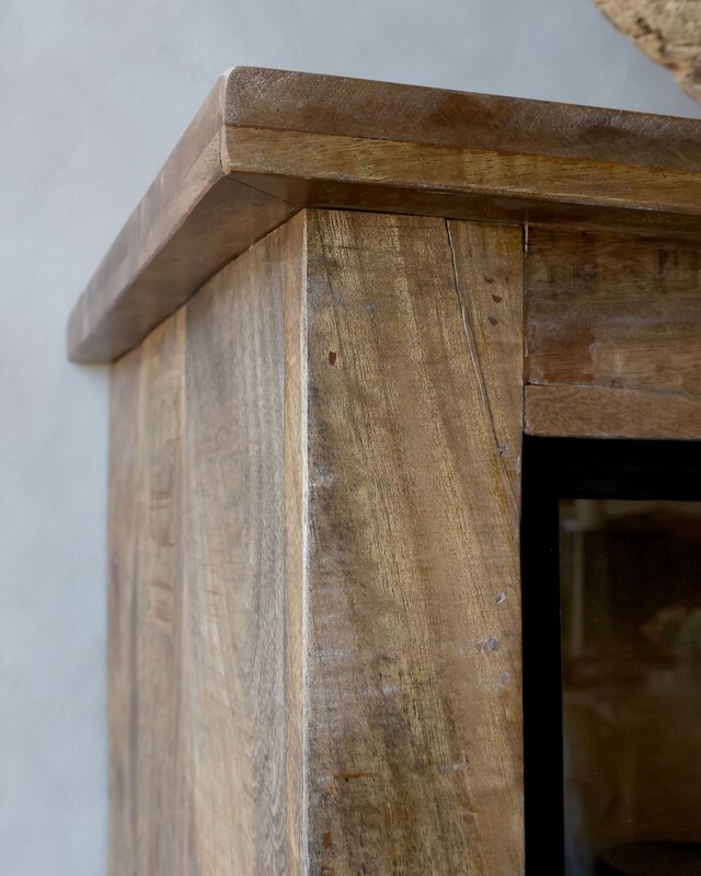 Rene Houtman Vitrinekast Mangie Hout 2 Schuifdeuren - H190 x B150 x D45 Cm