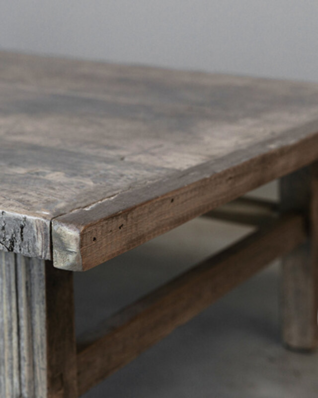 Be-Uniq Oude Bijzettafel | China | H29xB76xD57 cm
