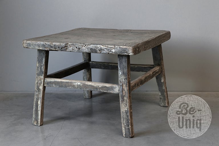 Be-Uniq Oude Bijzettafel | China | H45xB60xD58 cm