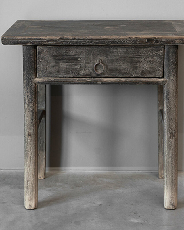 Be-Uniq Oude Haltafel | China | H85xB86xD46 cm