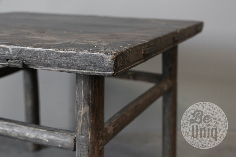 Be-Uniq Oude Bijzettafel | China | H45xB72xD69 cm