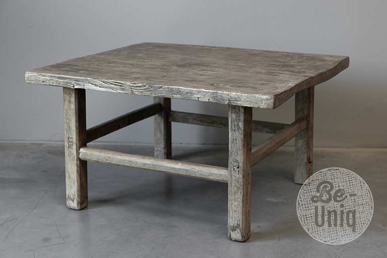 Be-Uniq Oude Bijzettafel | China | H44xB71xD68 cm