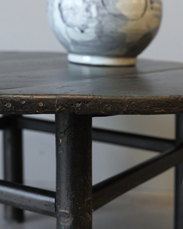 Be-Uniq Oude Salontafel | China | H44 x D87 cm