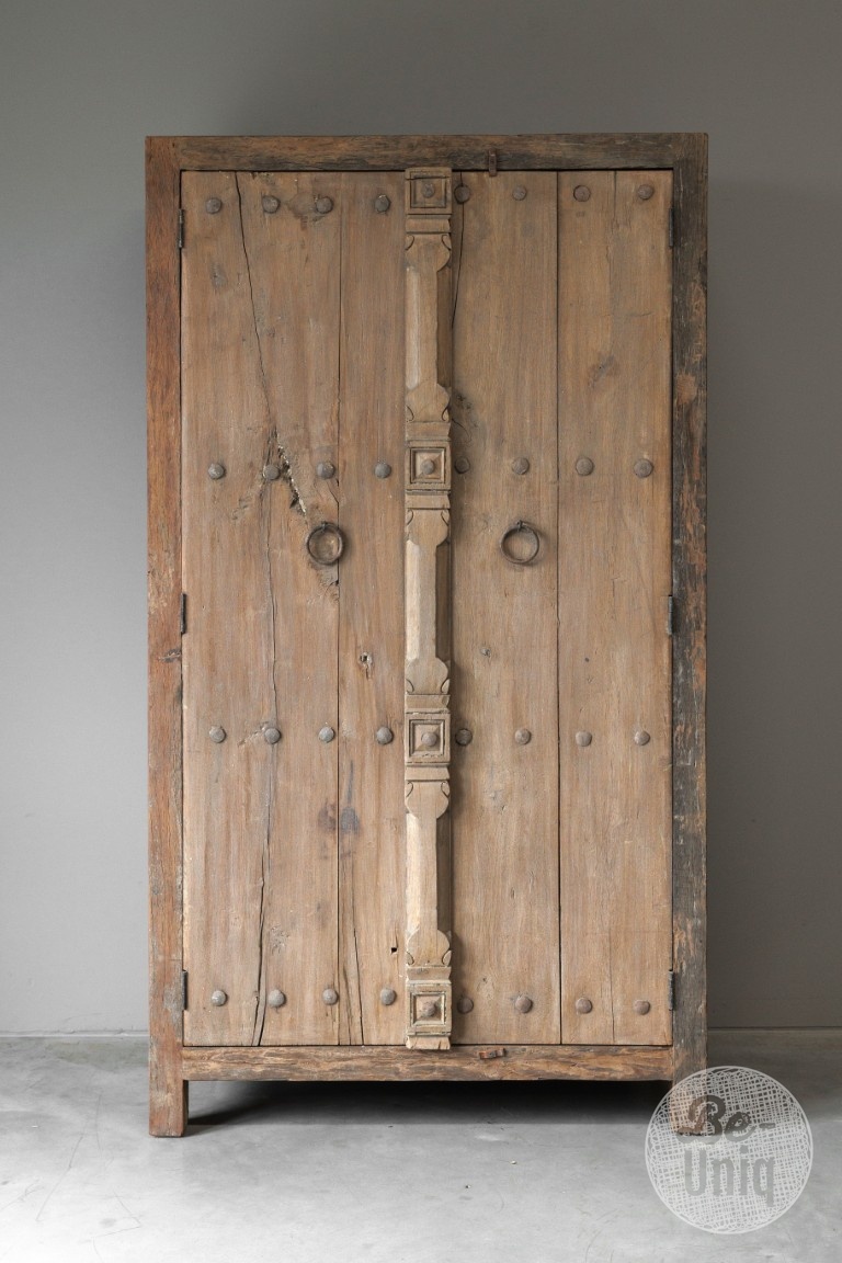 Be-Uniq Unieke Oude Kast | India | H176xB98xD45 cm