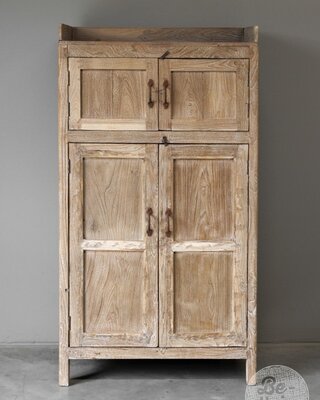 Be-Uniq Unieke Oude Kast India | H138xB37xD40 cm
