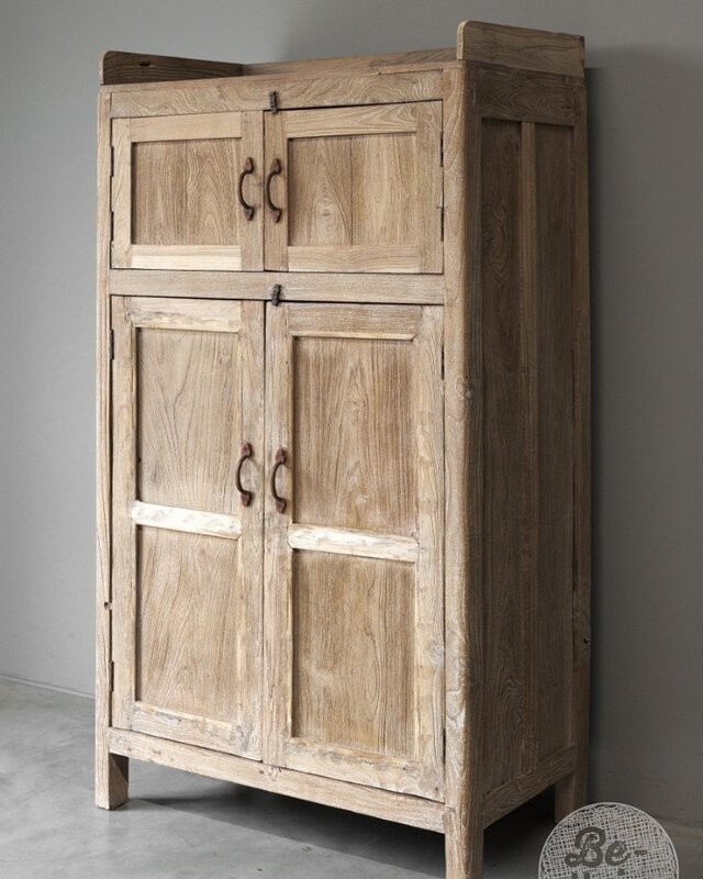 Be-Uniq Unieke Oude Kast India | H138xB37xD40 cm