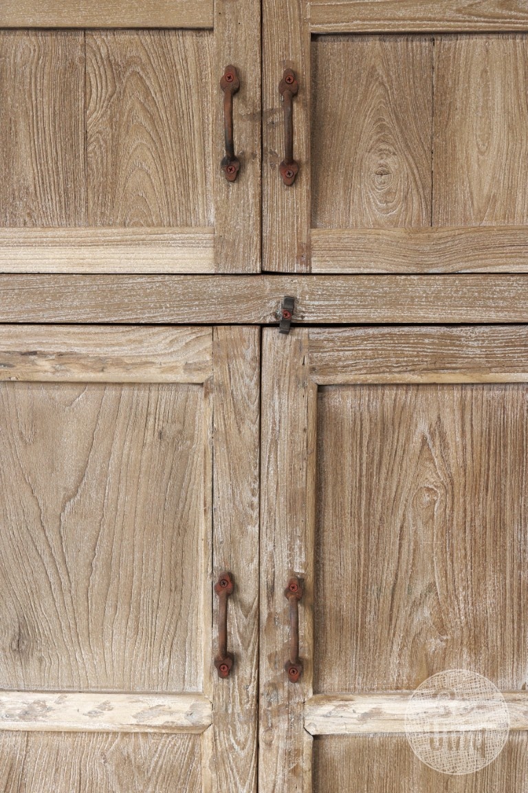 Be-Uniq Unieke Oude Kast India | H138xB37xD40 cm