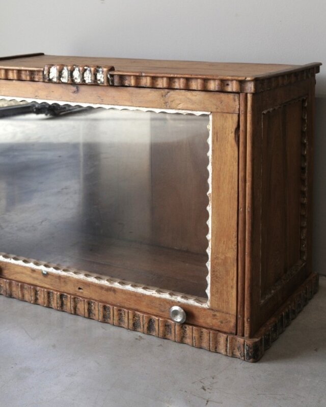 Be-Uniq Authentiek vitrinekastje | India | H50xB70xD32 cm