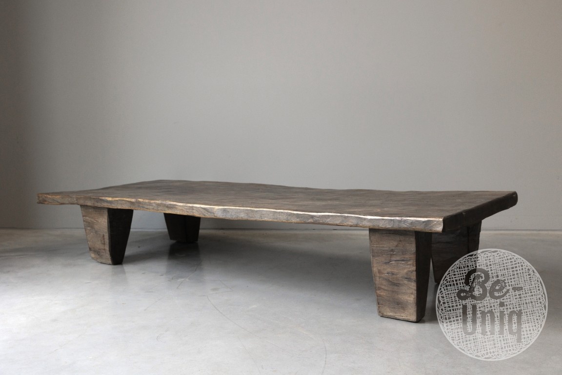 Be-Uniq Authentieke Naga Salontafel | India | H27xB173xD60 cm