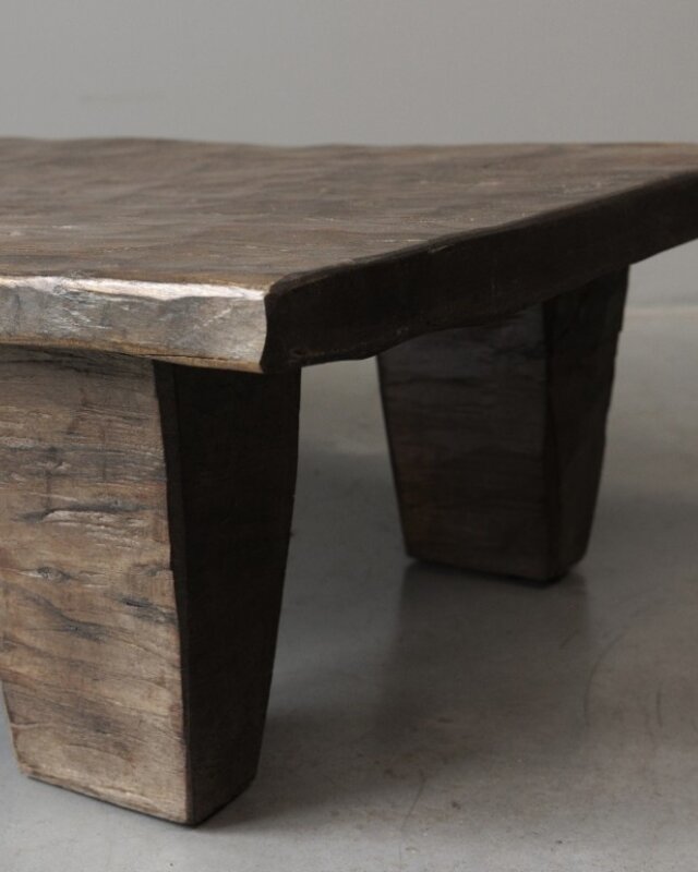 Be-Uniq Authentieke Naga Salontafel | India | H27xB173xD60 cm