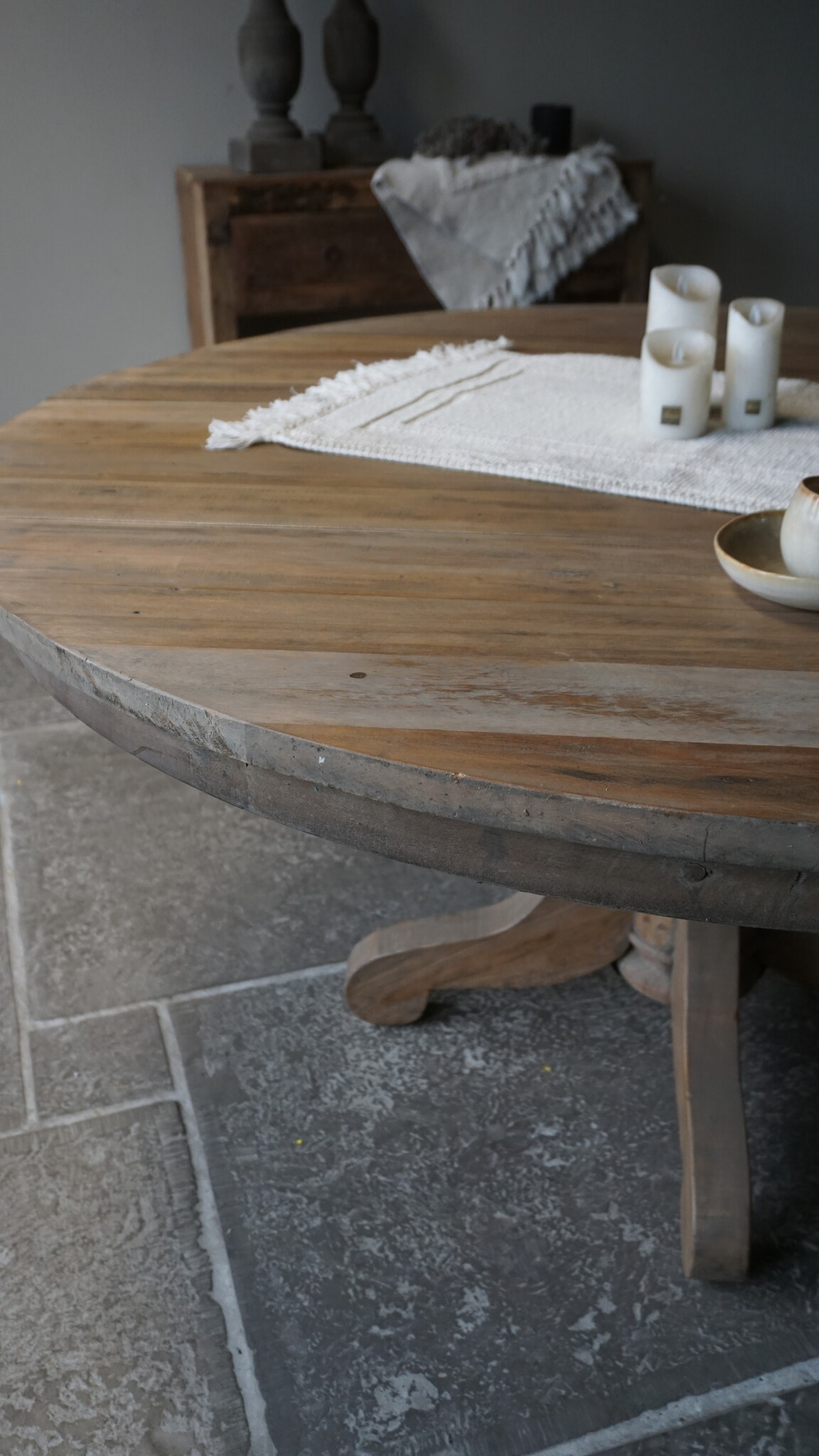 Rene Houtman Ronde Oud Eiken Eettafel – Ø160 x H79 cm