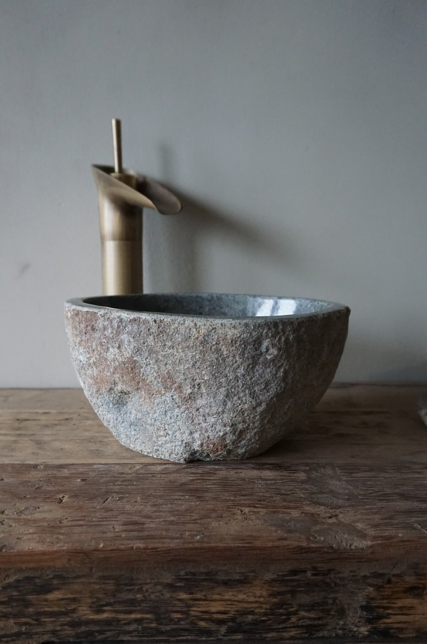 Rene Houtman Kleine Stenen Waskom Riviersteen B25 x D21 x H13 Cm
