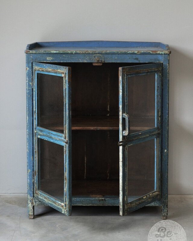 Be-Uniq Oud Glaskastje | India | H96xB76xD37 cm
