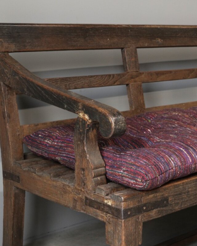 Be-Uniq Origineel Oude Bank Met Kussen | India | B186 cm