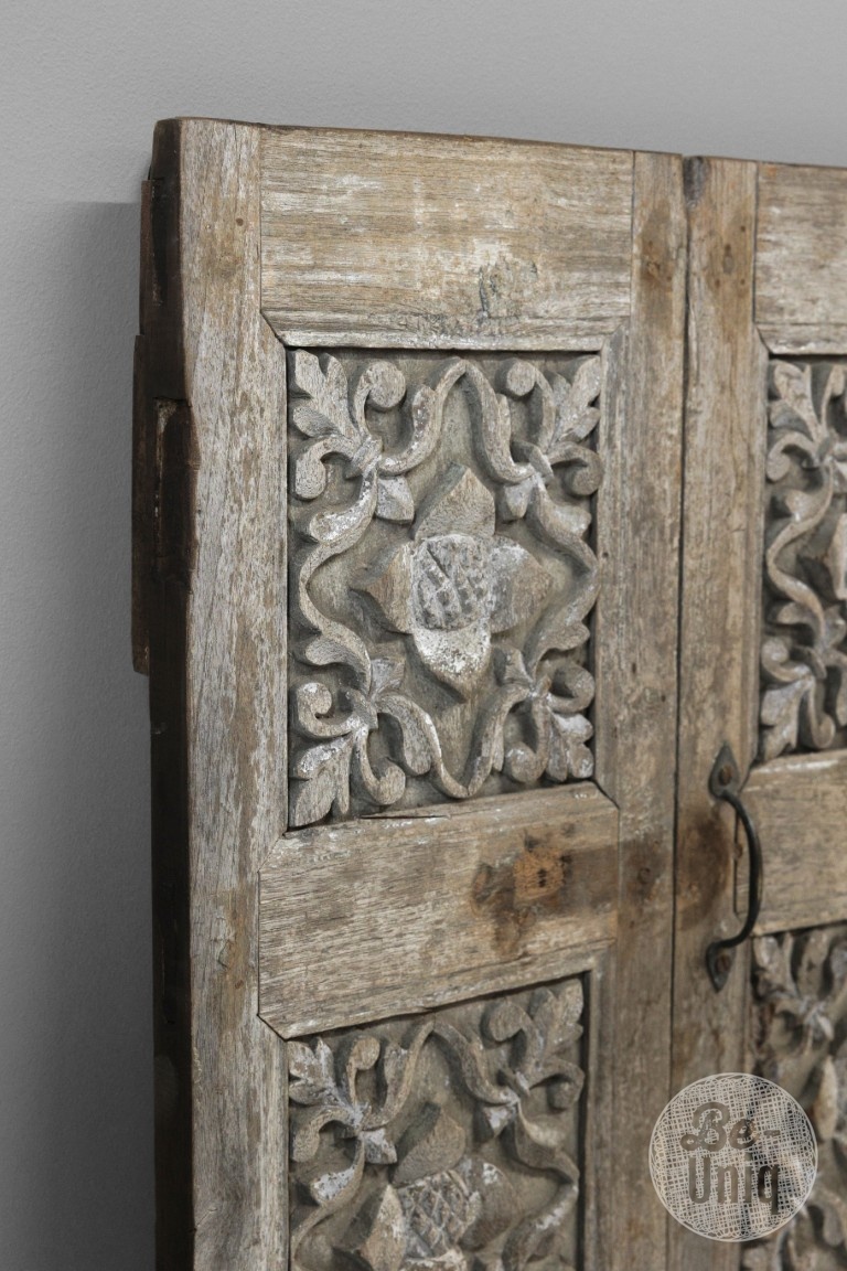 Be-Uniq Authentiek Verweerd Raamluikje | India | H56xB47xD3 cm