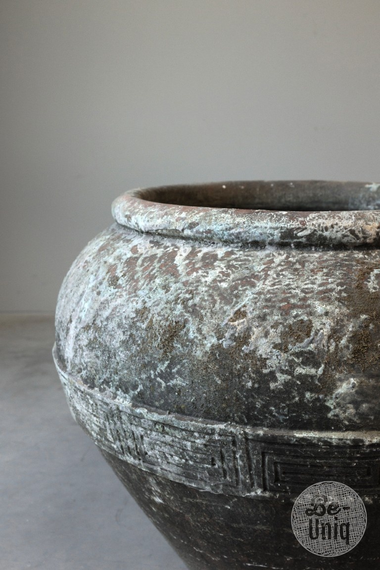 Be-Uniq Oude Verweerde Pot | Indonesië | H53 x D70 cm