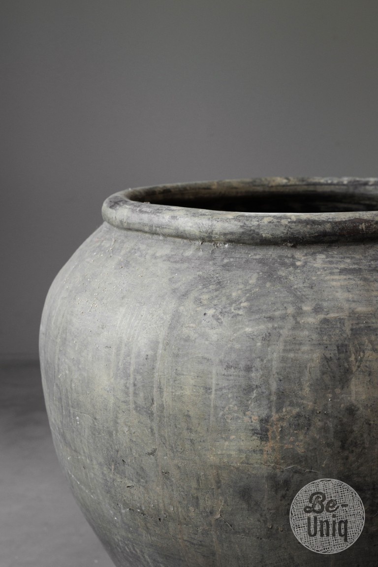 Be-Uniq Oude Verweerde Pot | Indonesië | H62 x D66 cm