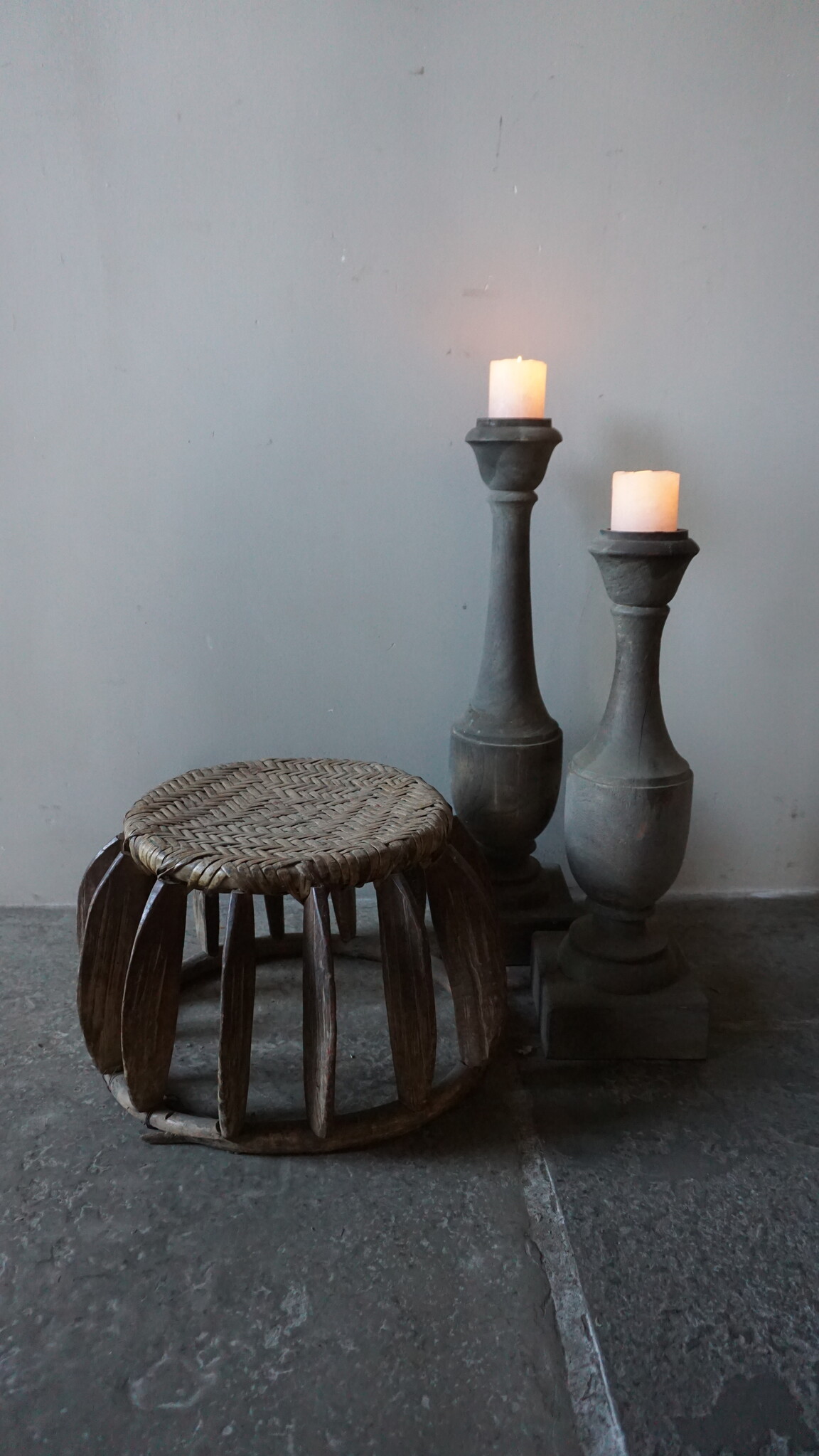Rene Houtman Oud Chinees Rattan Krukje – Rond – Uniek – Ø38 x H26 cm