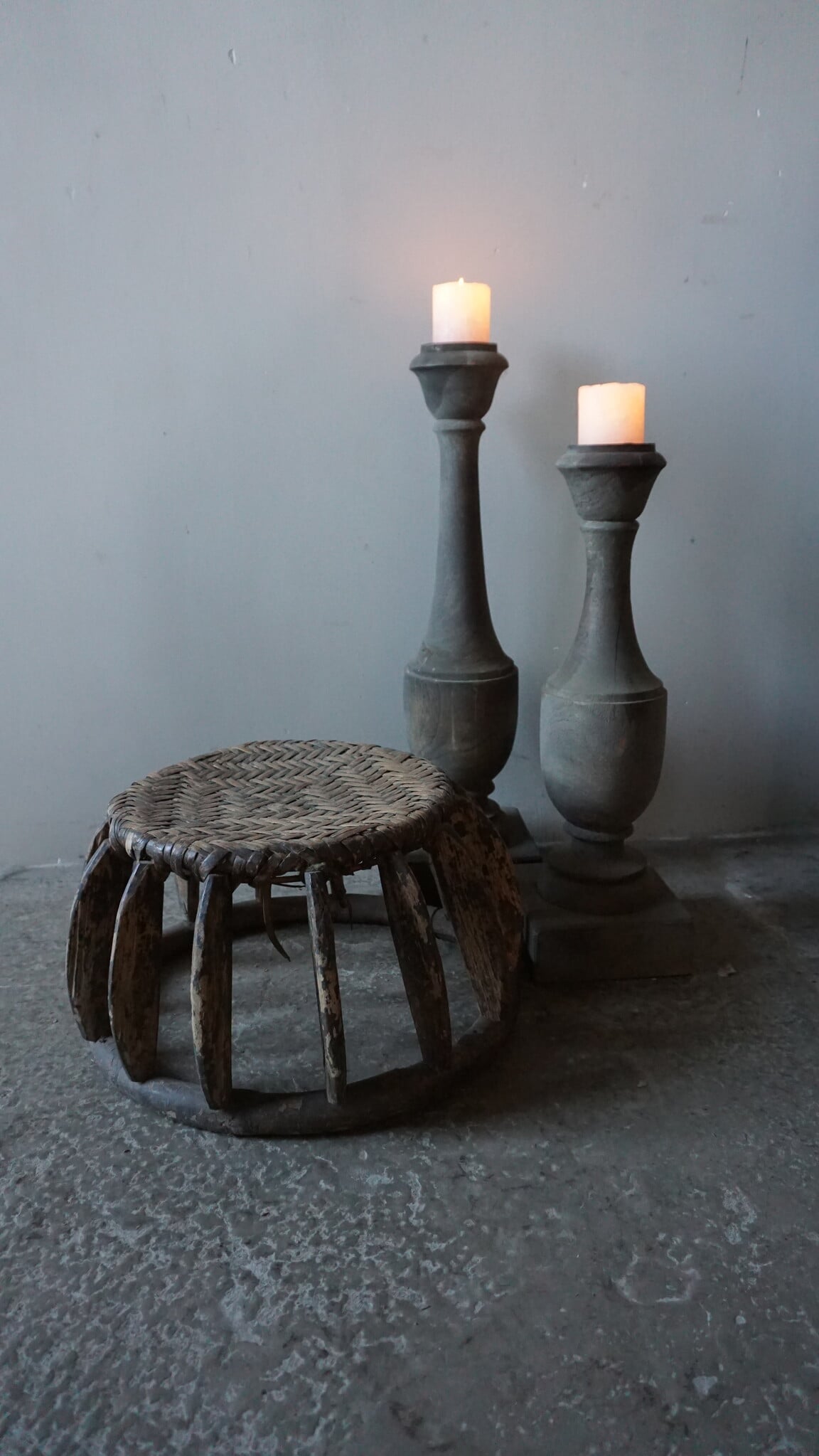 Rene Houtman Oud Chinees Rattan Krukje – Rond – Uniek – Ø 40 x H 23 cm