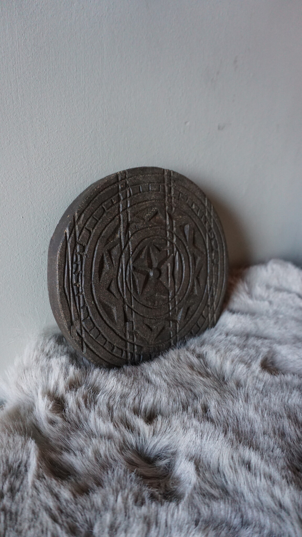 Rene Houtman Houten Mandala Onderzetter / Schaal – Donkerbruin – Ø19,5 x H2 cm