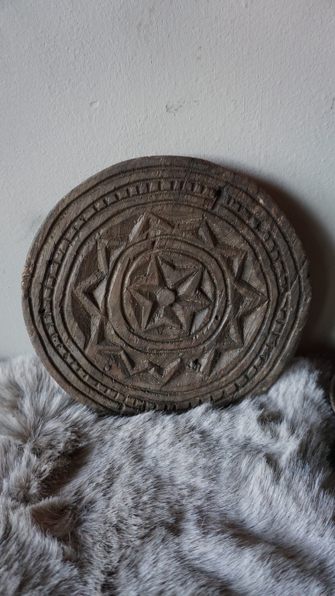 Rene Houtman Houten Mandala Onderzetter / Schaal – Donkerbruin – Ø19,5 x H2 cm