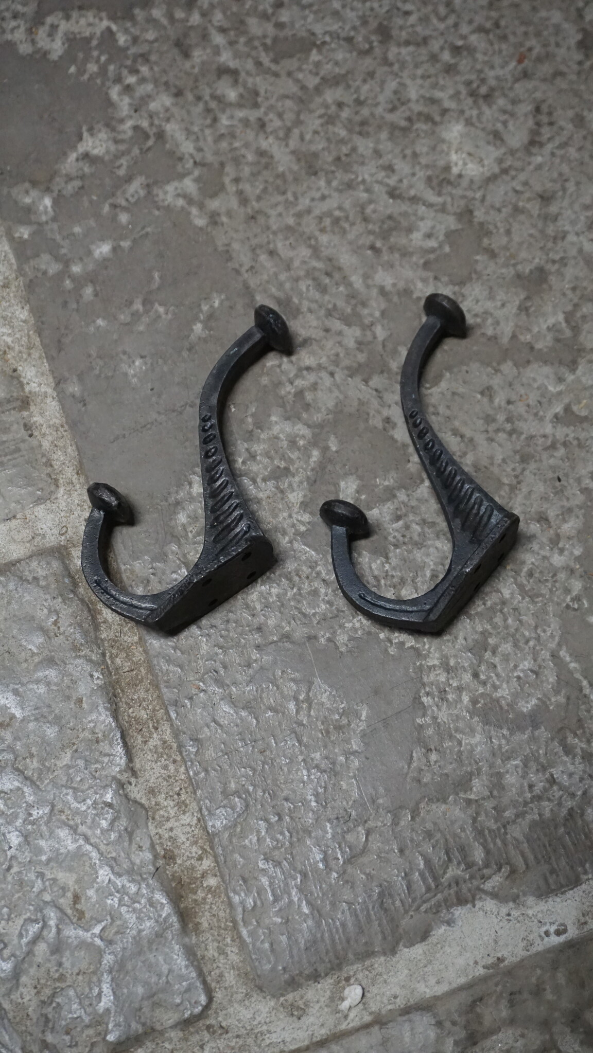 Rene Houtman Kapstokhaak Nostalgisch – Zwart IJzer – 12 x 9 cm