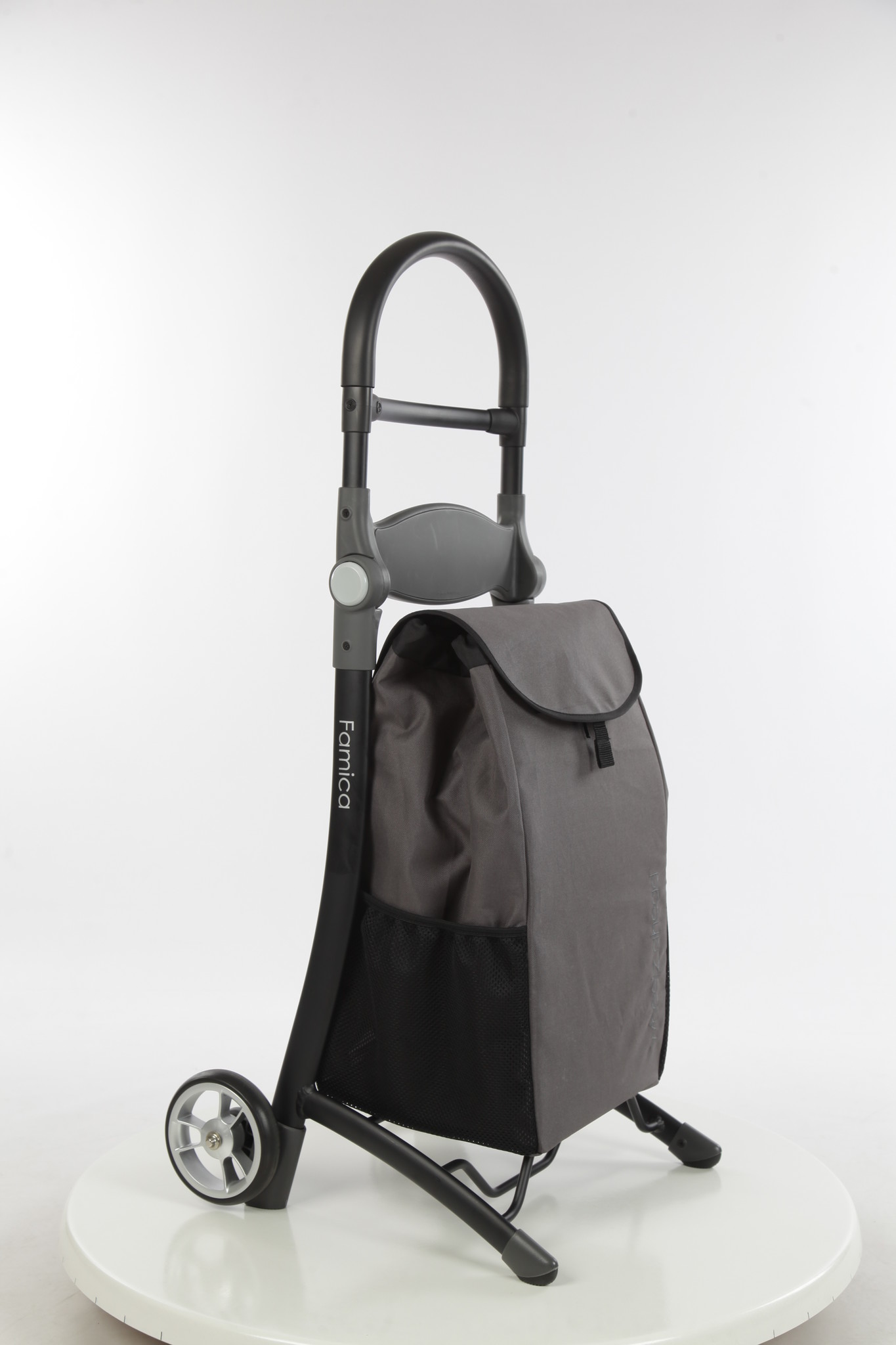 Wheelzahead RELAX&GO shopping trolley met unieke zitfunctie afbeelding