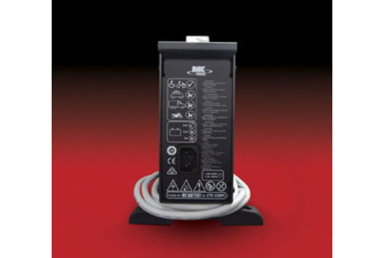 MK Battery Acculader voor uw scootmobiel (24V 8 Ah MK Battery)